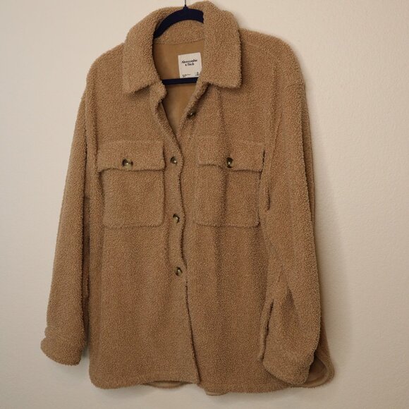 Abercrombie & Fitch Sherpa Shacket - Picture 1 of 4